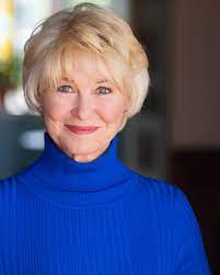 Dee Wallace Stone – Scream Queen